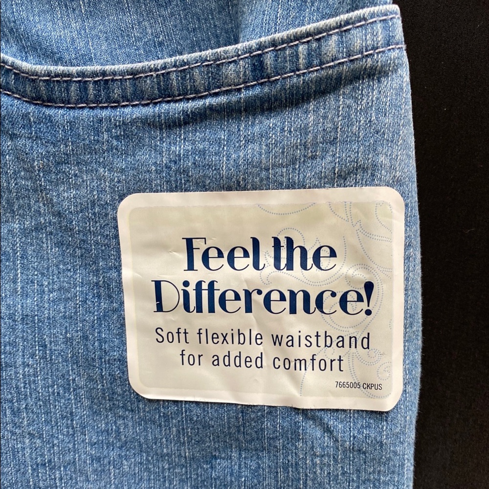 Lee Riders Capris - Picture 3 of 4